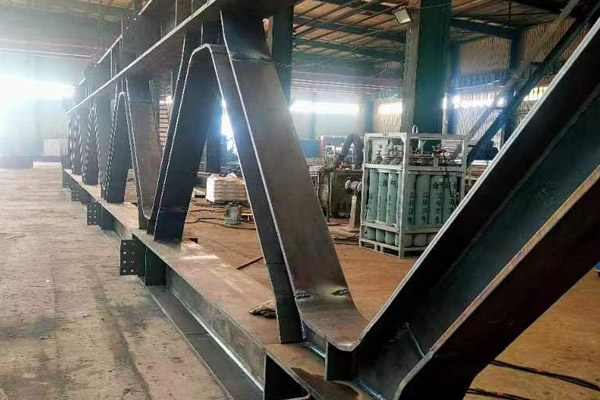 長春鋼結構廠房的結構建設時應考慮哪些因素？